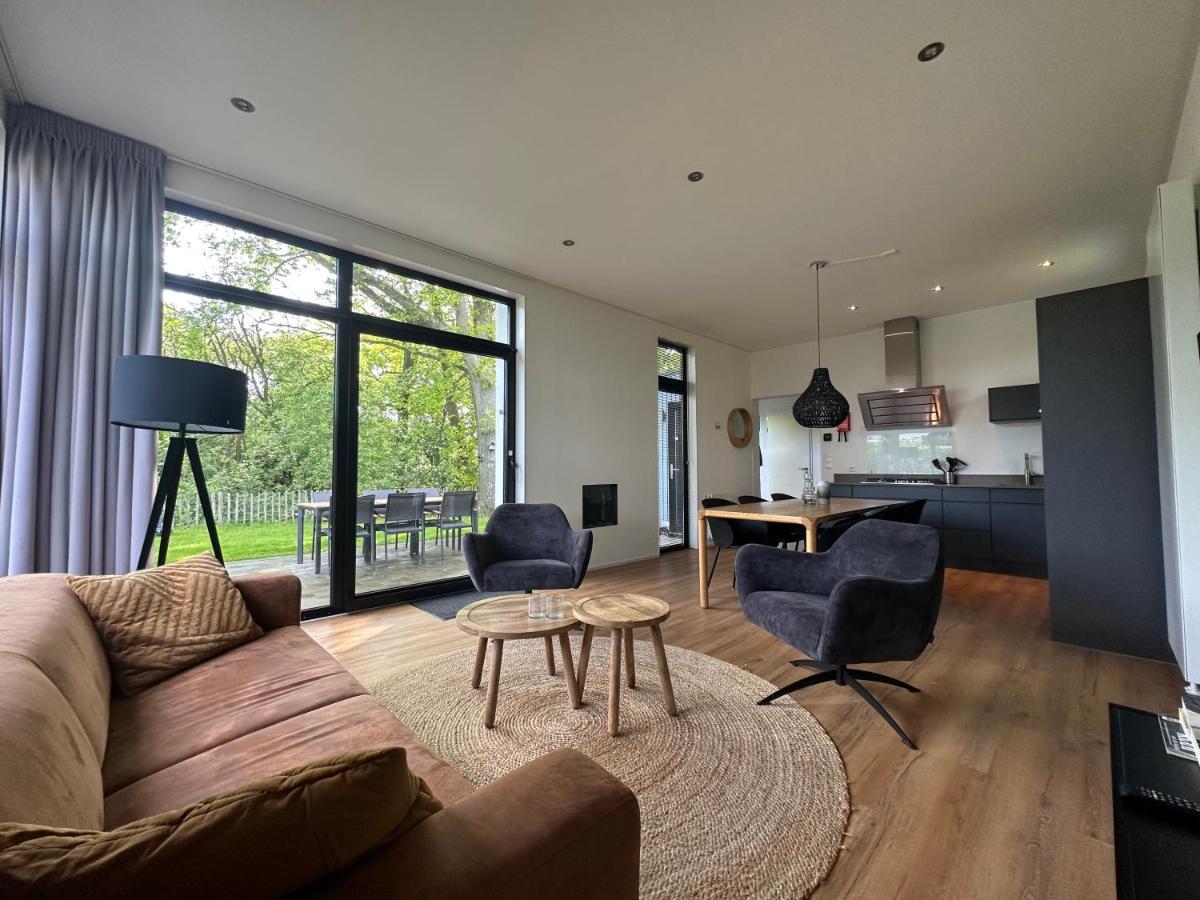 BadHoophuizen 6-per Bungalow Veluwemeer Trampoline Hulshorst Exterior foto