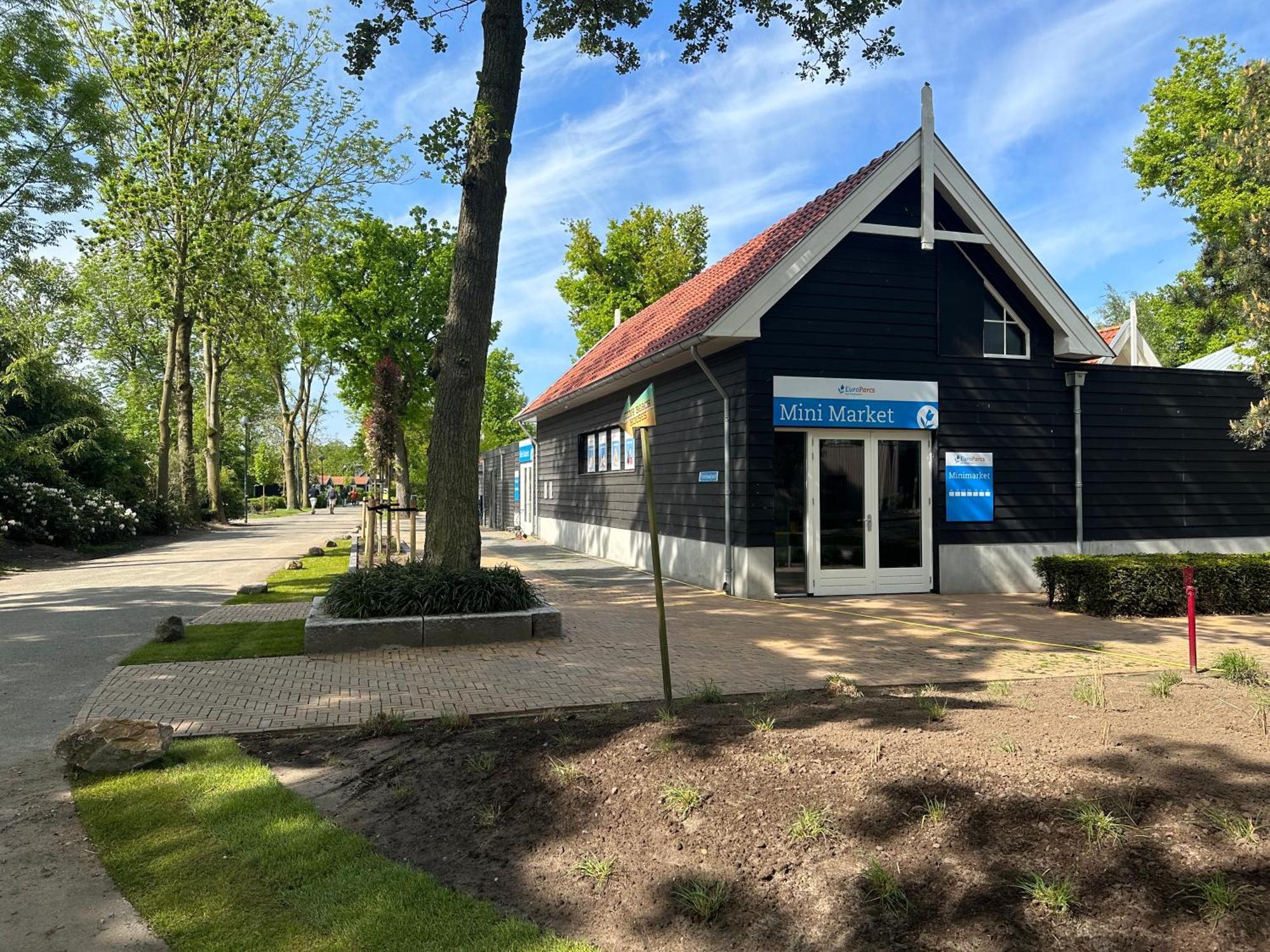 BadHoophuizen 6-per Bungalow Veluwemeer Trampoline Hulshorst Exterior foto